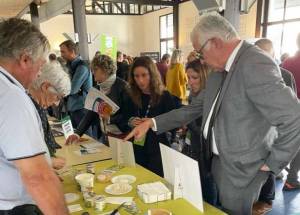 Photo d'un stand au forum manger bio et local du 64 en 2022